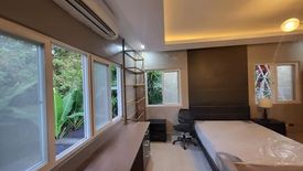 5 Bedroom House for rent in New Alabang Village, Metro Manila