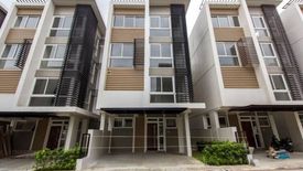 4 Bedroom Townhouse for sale in Laging Handa, Metro Manila