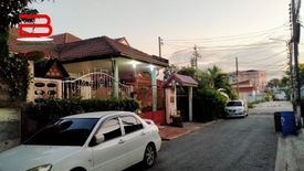 3 Bedroom House for sale in Khlong Thanon, Bangkok