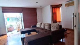 2 Bedroom Townhouse for sale in Saphan Sung, Bangkok