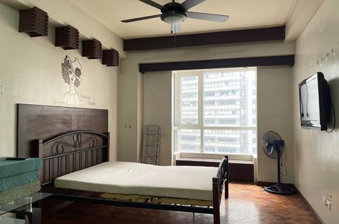 1 Bedroom Condo for sale in The Columns Ayala Avenue, Bangkal, Metro Manila near MRT-3 Magallanes