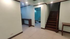 5 Bedroom Townhouse for rent in Barangay 76, Metro Manila near LRT-1 EDSA