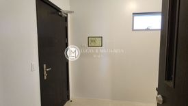 3 Bedroom Condo for sale in Park Triangle Residences, BGC, Metro Manila