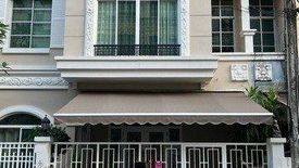 4 Bedroom Townhouse for rent in Lat Yao, Bangkok