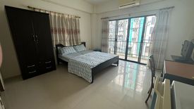 9 Bedroom Serviced Apartment for sale in Saen Suk, Chonburi