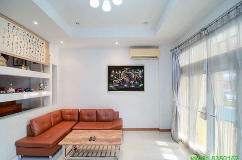 4 Bedroom House for sale in Baan Sirin Home, Khlong Chan, Bangkok