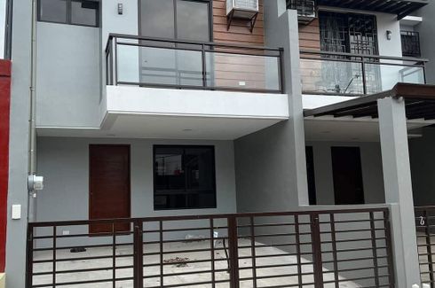 House for sale in Almanza Uno, Metro Manila