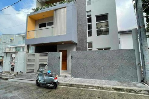 7 Bedroom House for sale in Greenwoods Executive Village Cainta, San Andres, Rizal