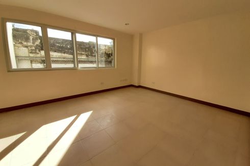 8 Bedroom Apartment for rent in Banilad, Cebu
