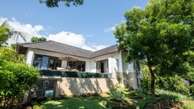 Villa dijual dengan 9 kamar tidur di Alasangker, Bali