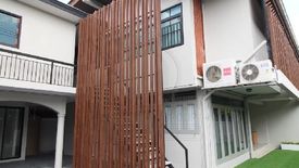 6 Bedroom House for rent in Chan Kasem, Bangkok