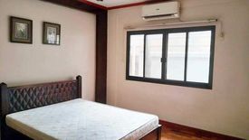 3 Bedroom House for rent in Tambo, Metro Manila