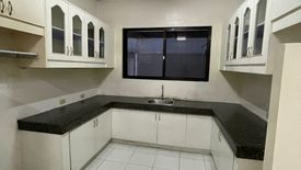 4 Bedroom House for rent in Bel-Air, Metro Manila near MRT-3 Buendia