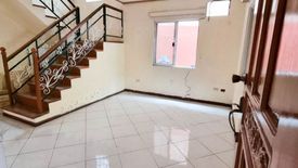 House for sale in Pitogo, Metro Manila near MRT-3 Buendia