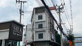 4 Bedroom Commercial for rent in Rat Burana, Bangkok