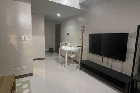1 Bedroom Condo for rent in San Antonio Residence, Urdaneta, Metro Manila near MRT-3 Ayala
