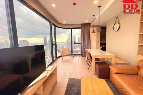 2 Bedroom Condo for rent in Si Phraya, Bangkok near MRT Sam Yan