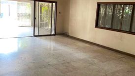 4 Bedroom House for sale in Loyola Heights, Metro Manila near LRT-2 Katipunan