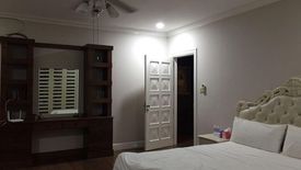 6 Bedroom House for rent in Dasmariñas North, Metro Manila near MRT-3 Magallanes