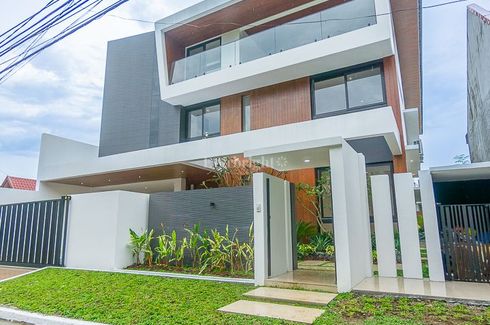 7 Bedroom House for sale in Matandang Balara, Metro Manila