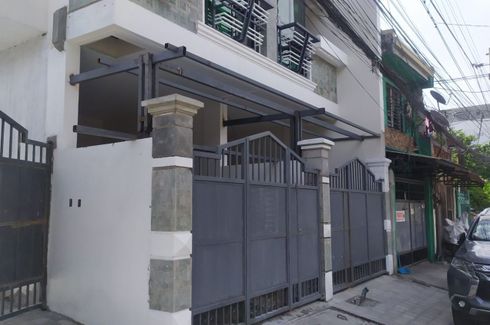 3 Bedroom House for sale in San Martin de Porres, Metro Manila near MRT-3 Araneta Center-Cubao