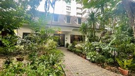 3 Bedroom House for rent in Khlong Tan Nuea, Bangkok