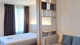 1 Bedroom Condo for sale in Bang Phong Pang, Bangkok