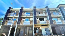 5 Bedroom Townhouse for sale in Culiat, Metro Manila