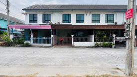 3 Bedroom Townhouse for sale in Kut Ngong, Chonburi