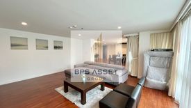 3 Bedroom Apartment for rent in Sathorn Gallery Residences, Silom, Bangkok near BTS Surasak