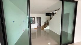 2 Bedroom Commercial for sale in Surasak, Chonburi