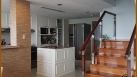 3 Bedroom Condo for sale in Laging Handa, Metro Manila