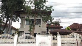 6 Bedroom House for sale in Saen Saep, Bangkok