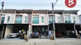 3 Bedroom Townhouse for sale in Krathum Lom, Nakhon Pathom