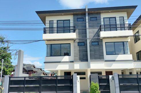 4 Bedroom Townhouse for sale in Sindalan, Pampanga