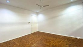 4 Bedroom House for rent in Bel-Air, Metro Manila near MRT-3 Buendia