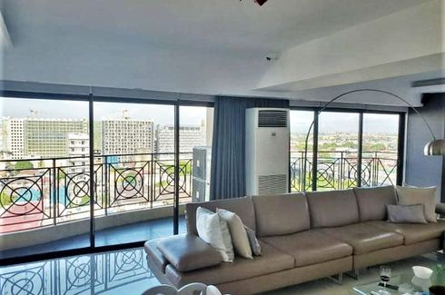 4 Bedroom Condo for rent in Tambo, Metro Manila