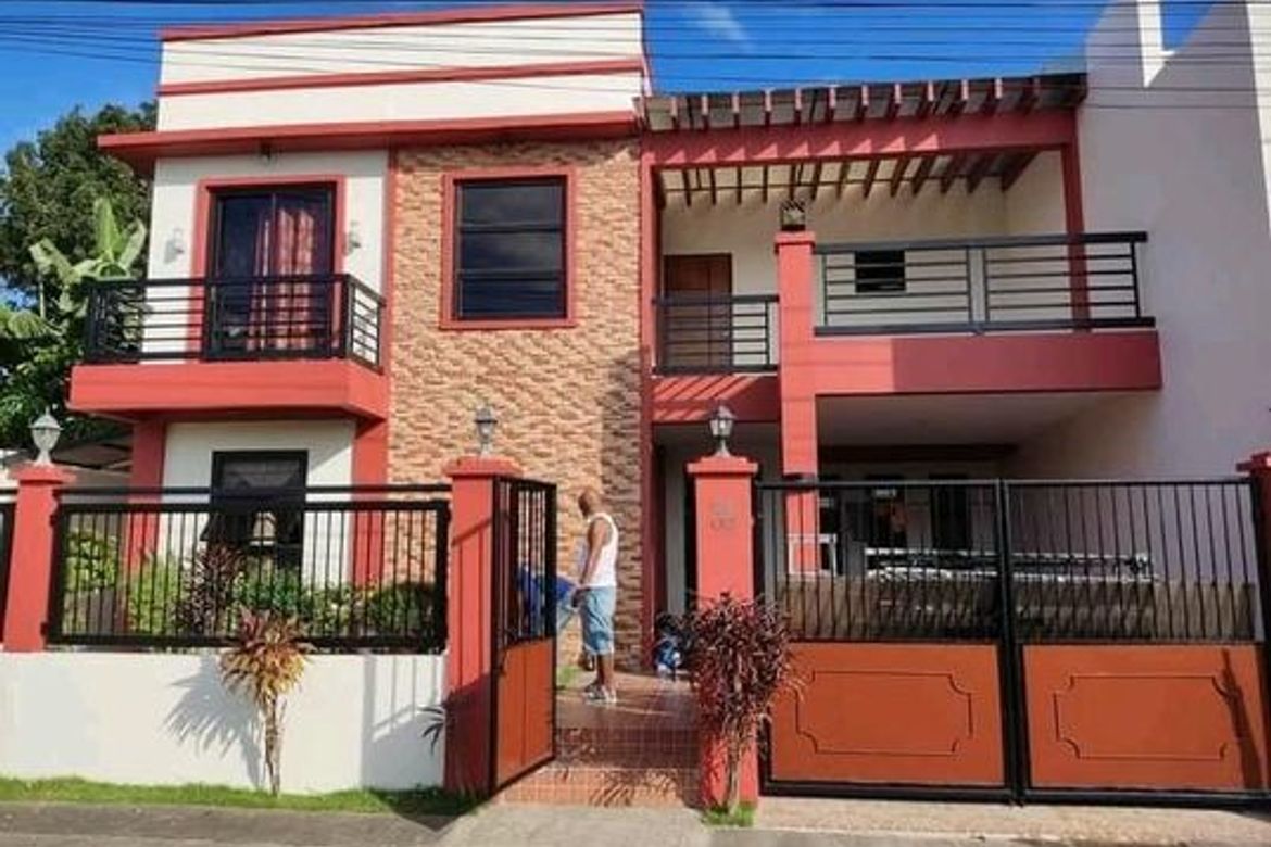 3BR House and Lot for Sale at San Isidro Village, Batangas City 📌 House