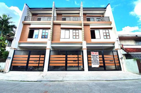 4 Bedroom Townhouse for sale in Central, Metro Manila