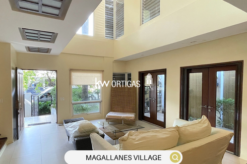 4 Bedroom House for sale in Magallanes, Metro Manila near MRT-3 Magallanes
