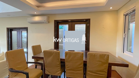 4 Bedroom House for sale in Magallanes, Metro Manila near MRT-3 Magallanes