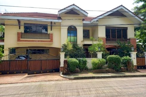 6 Bedroom House for sale in New Alabang Village, Metro Manila