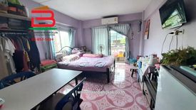 1 Bedroom Condo for sale in Saphan Sung, Bangkok