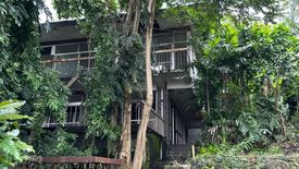 House for sale in Blue Ridge A, Metro Manila