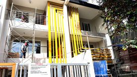 4 Bedroom Townhouse for sale in Central, Metro Manila