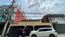 Apartment for sale in Forbes Park North, Metro Manila near MRT-3 Buendia