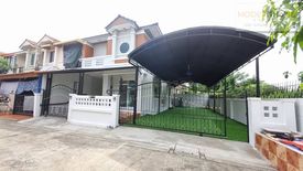 3 Bedroom Townhouse for sale in Sam Wa Tawan Tok, Bangkok