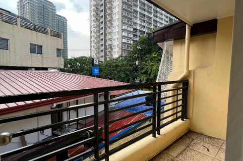 2 Bedroom Townhouse for sale in Plainview, Metro Manila near MRT-3 Boni