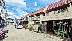 2 Bedroom Townhouse for sale in Talat Khwan, Nonthaburi near MRT Ministry of Public Health