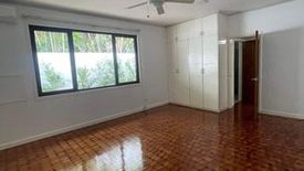 4 Bedroom House for rent in Dasmariñas North, Metro Manila near MRT-3 Magallanes